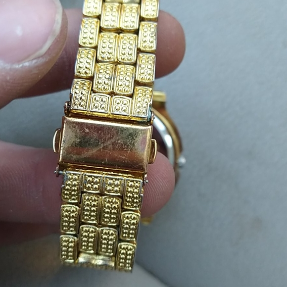 Watch - Picture 2 of 2